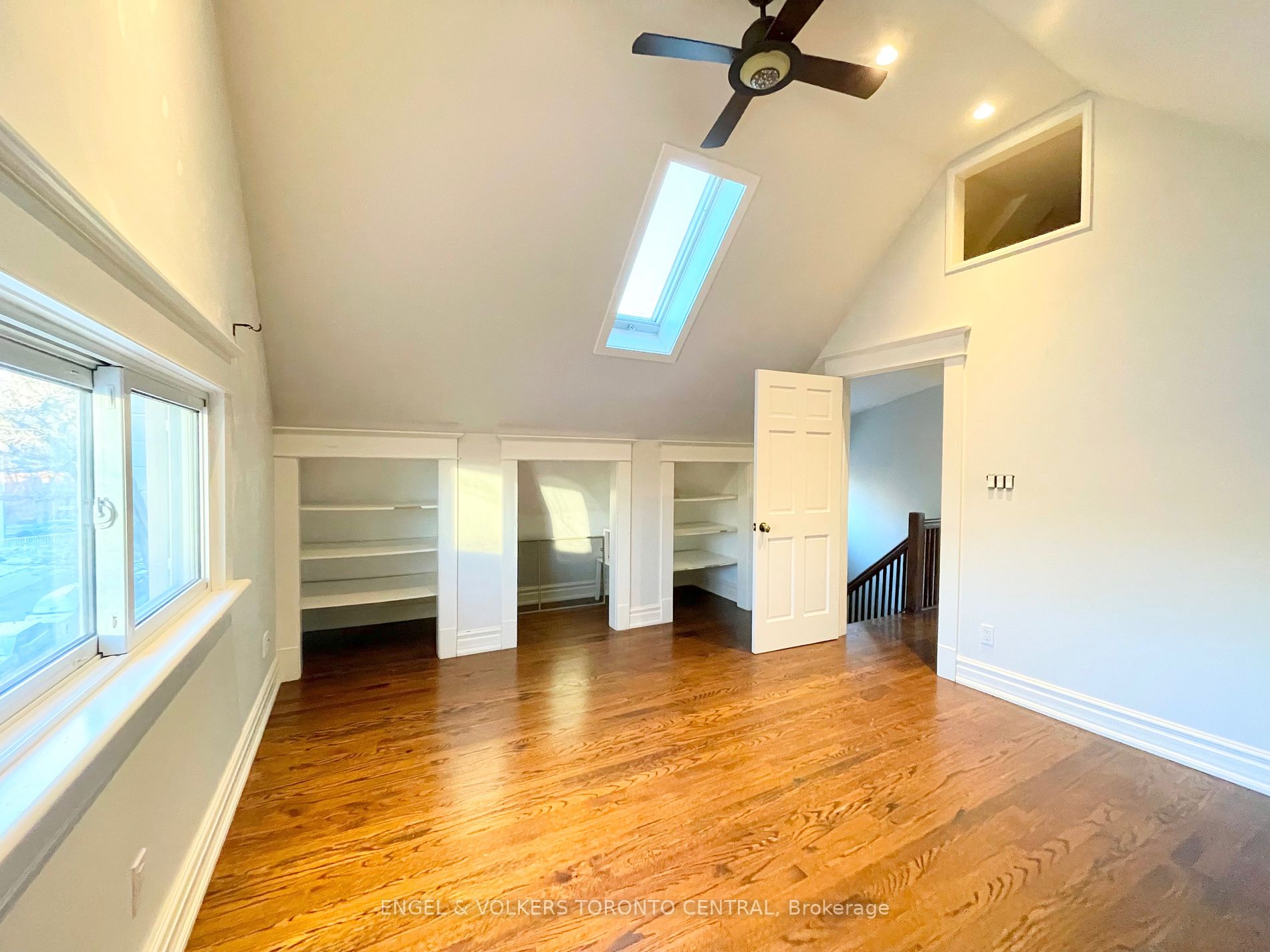 17 Rose Ave