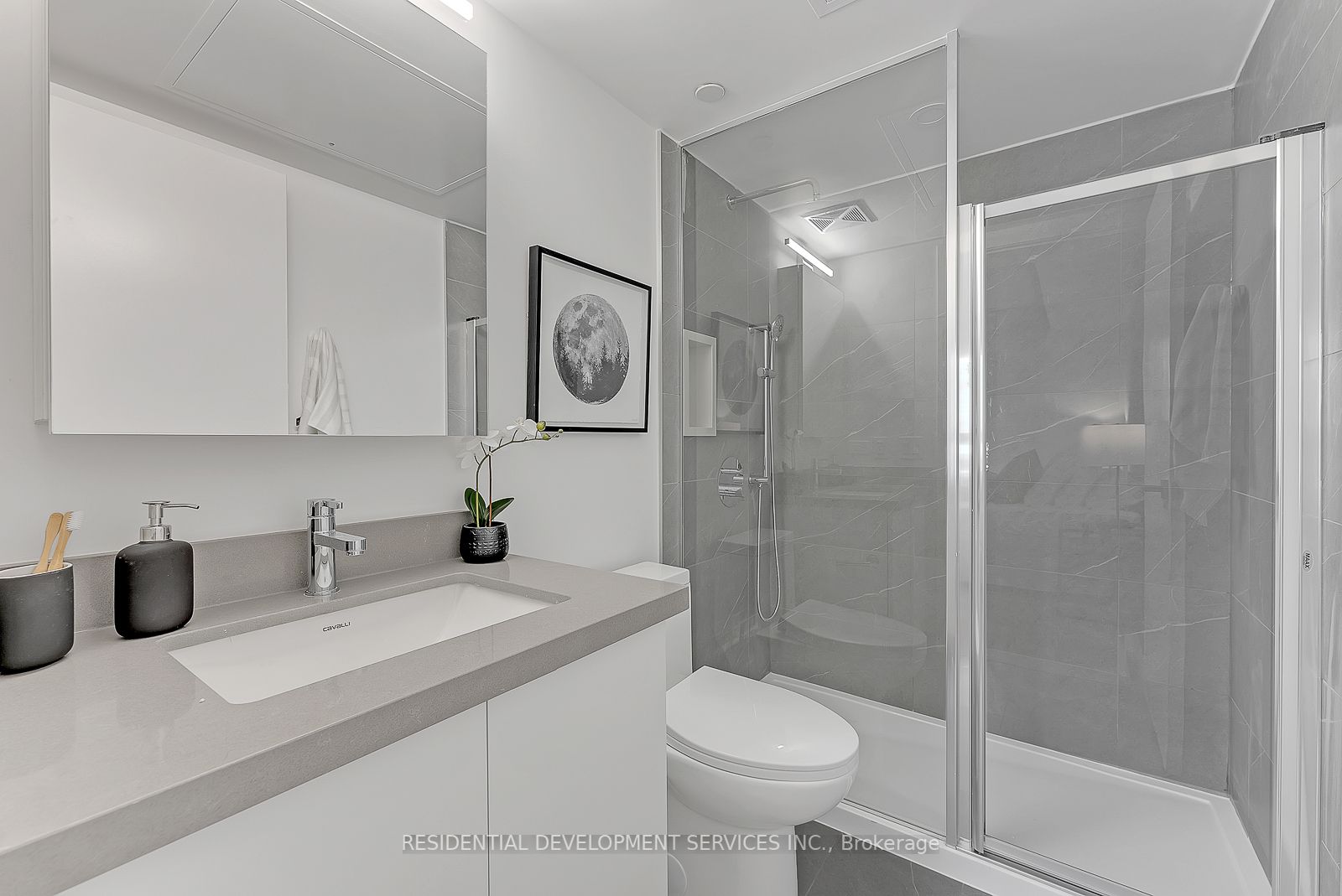 30 Tretti Way, #207