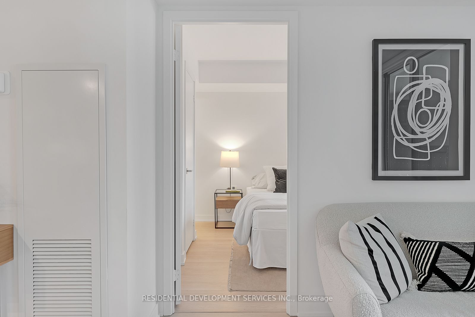 30 Tretti Way, #207