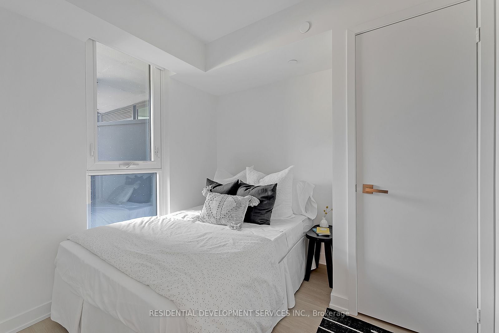 30 Tretti Way, #207