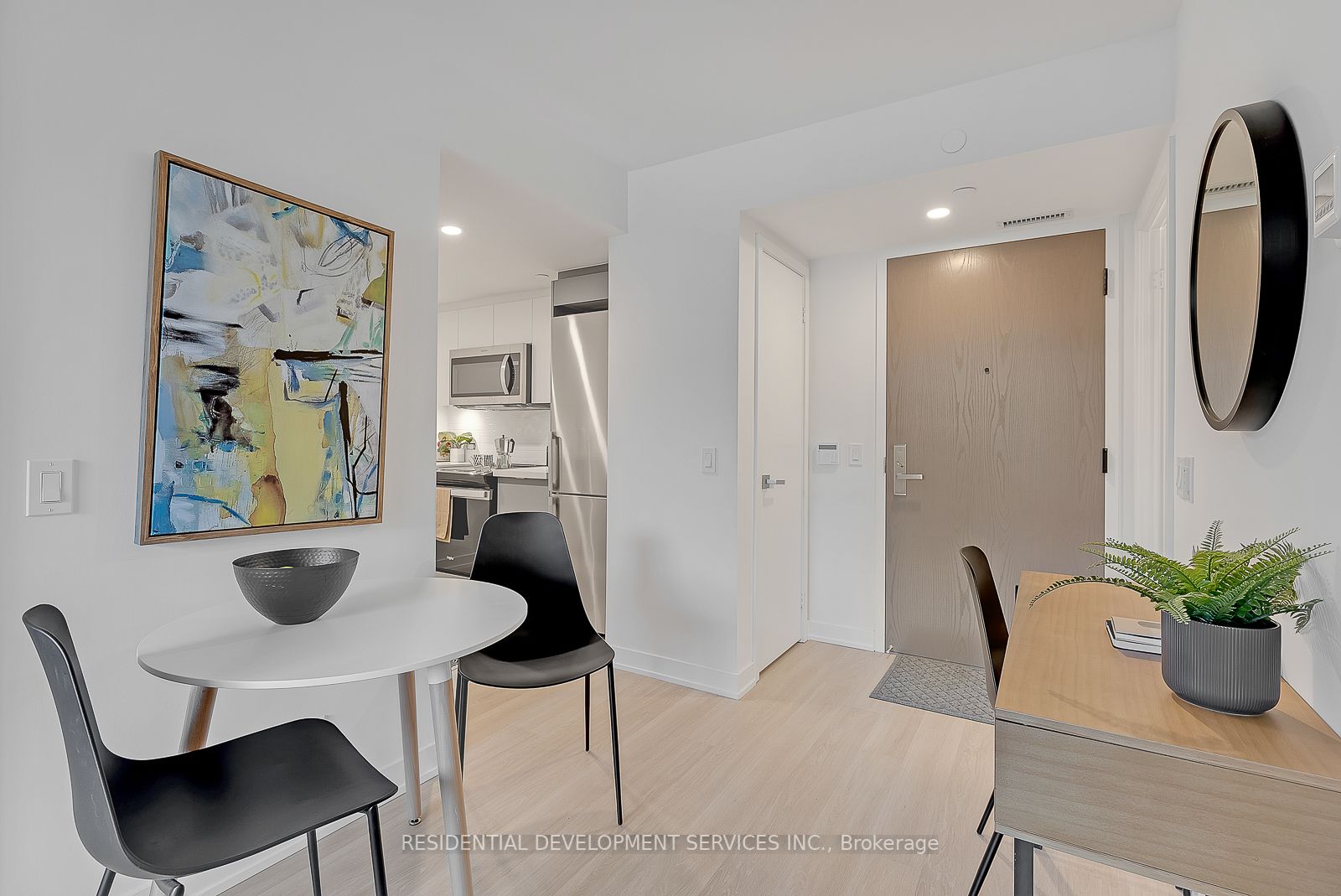 30 Tretti Way, #207