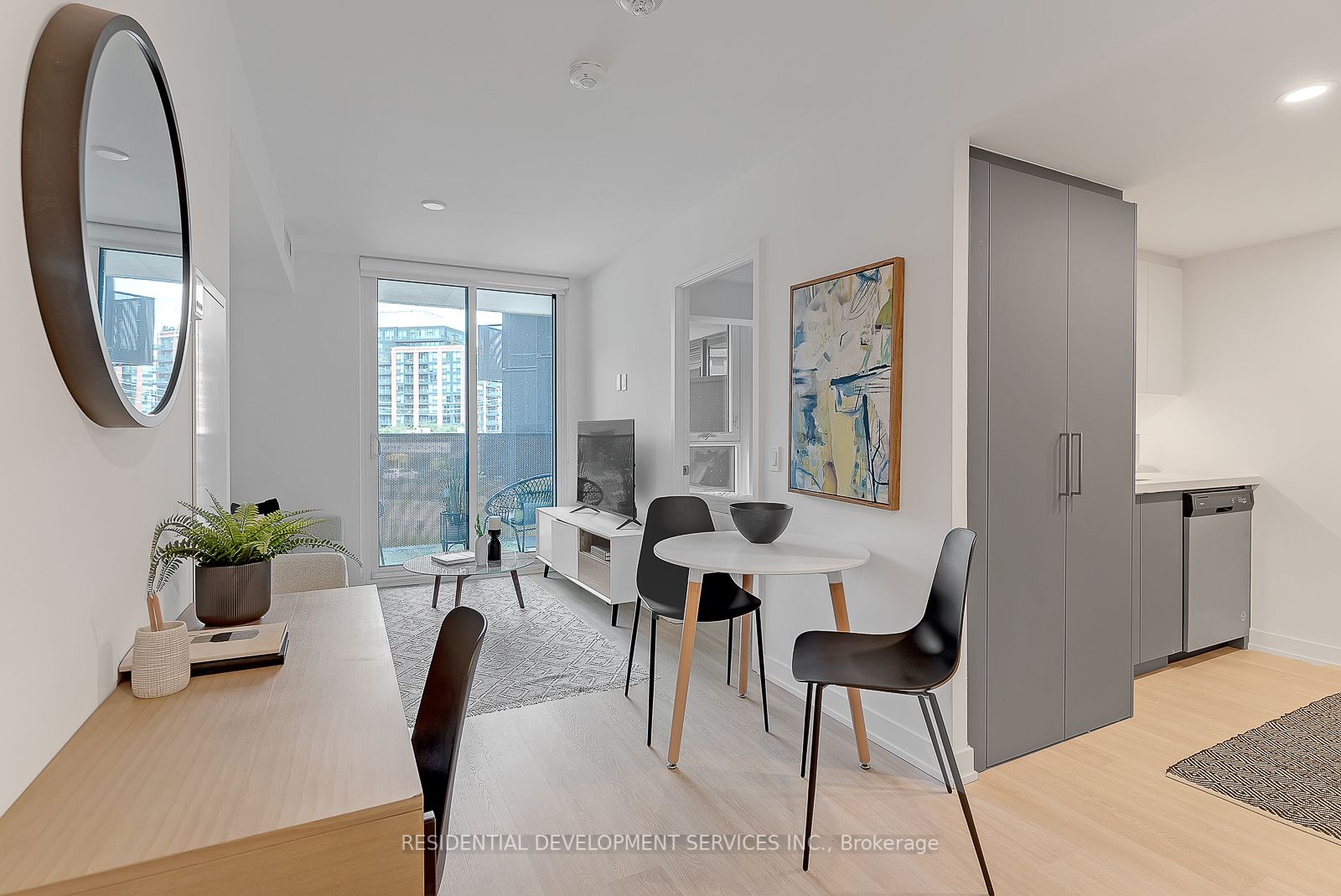 30 Tretti Way, #207