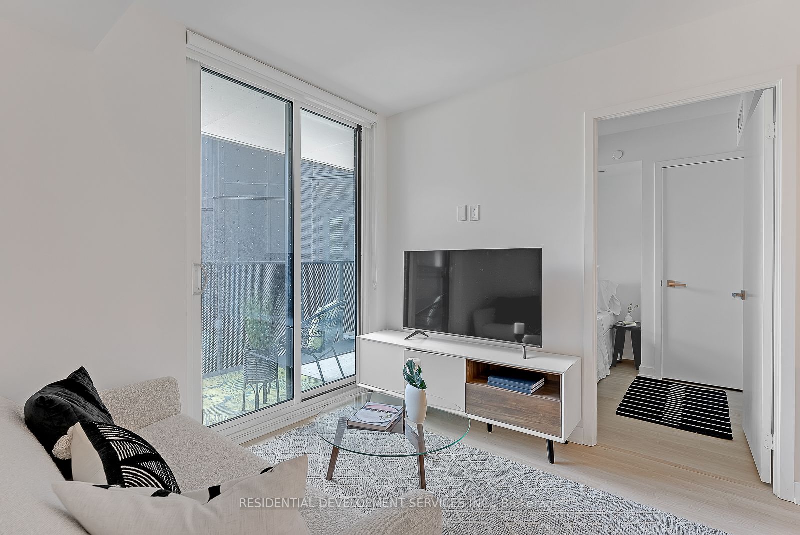 30 Tretti Way, #207