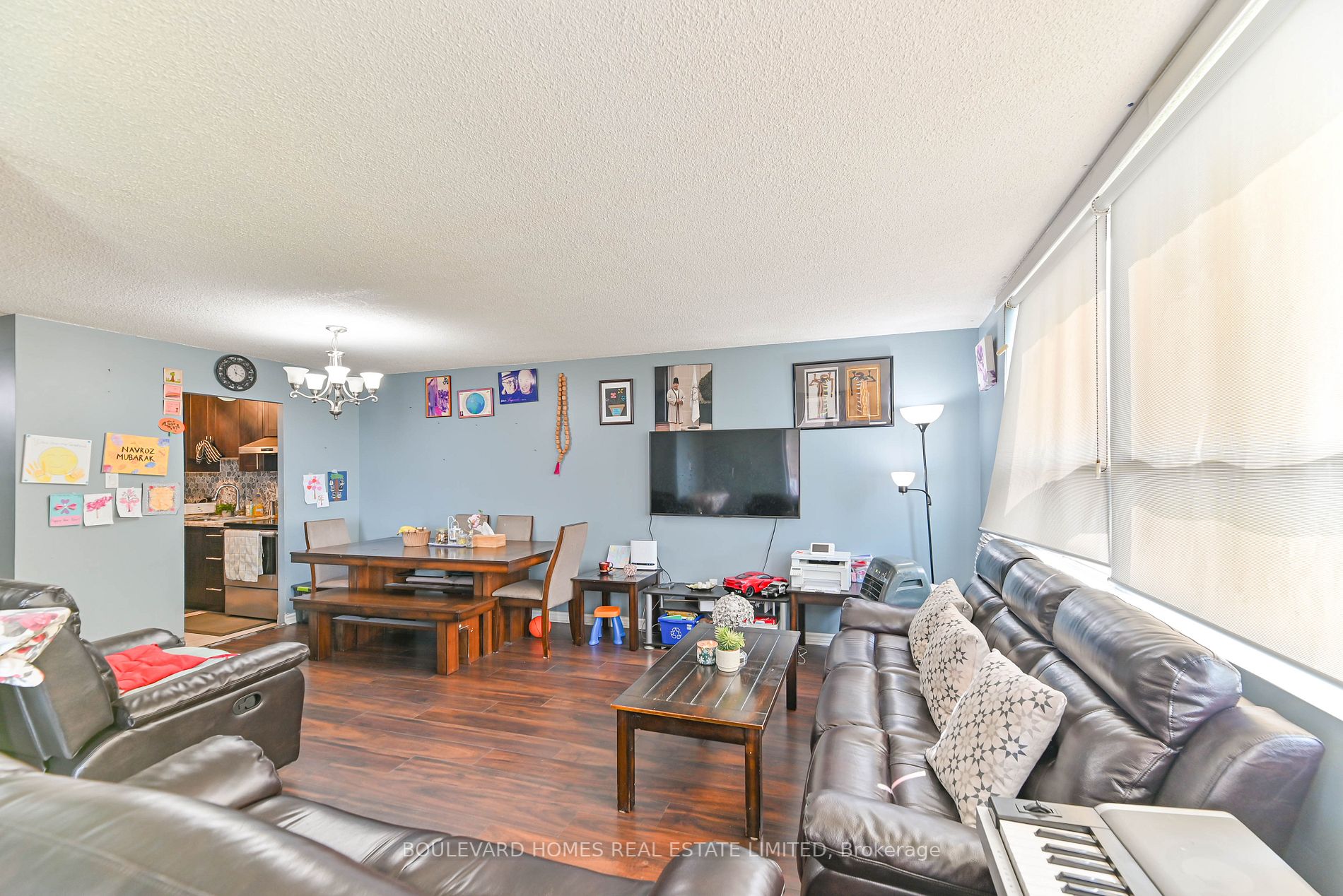 25 Sunrise Ave, #1408