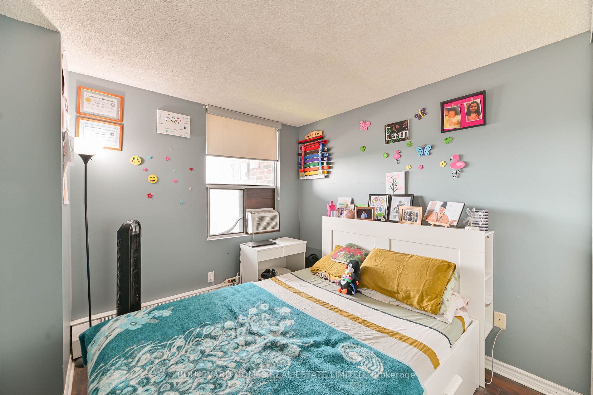 25 Sunrise Ave, #1408