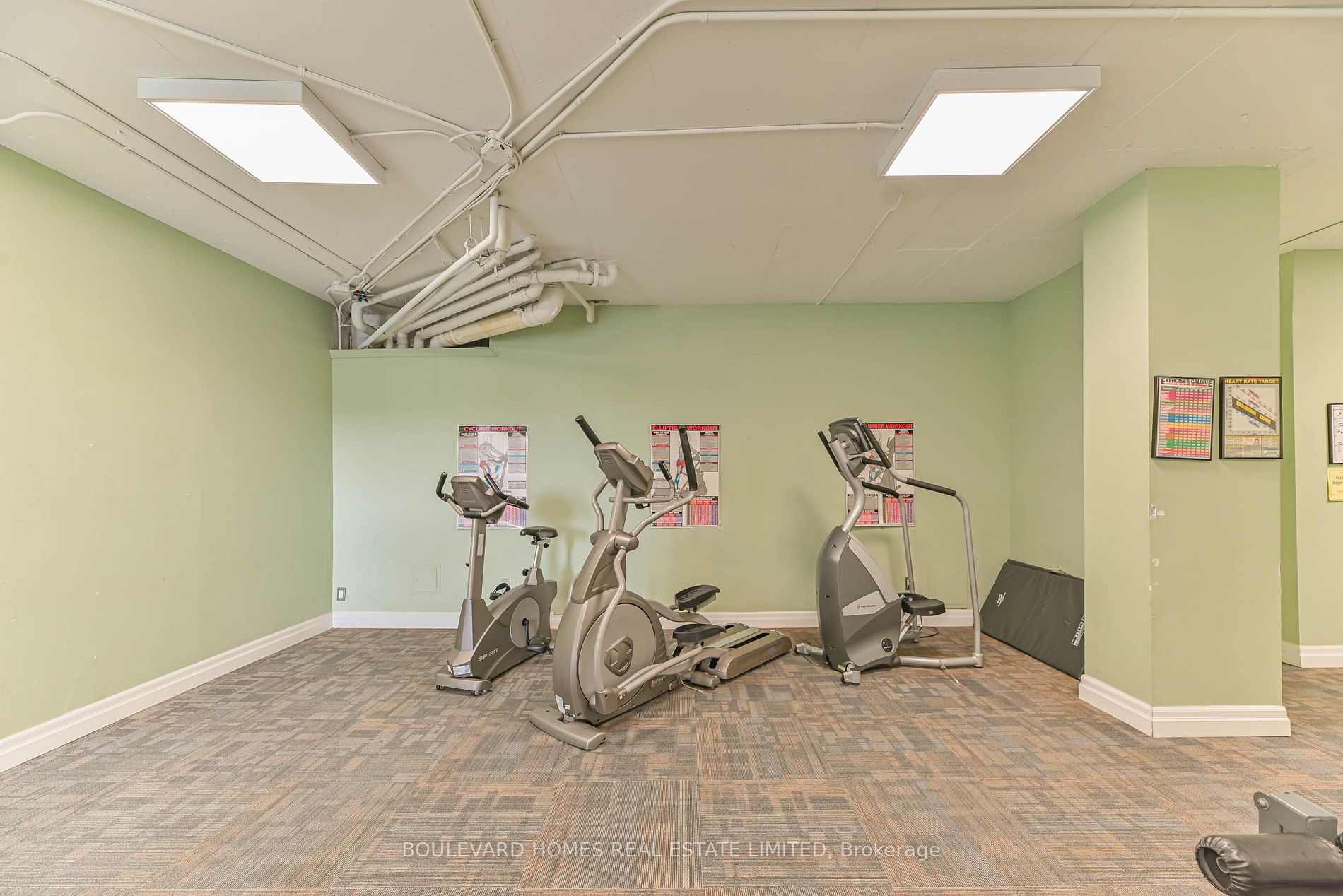 25 Sunrise Ave, #1408