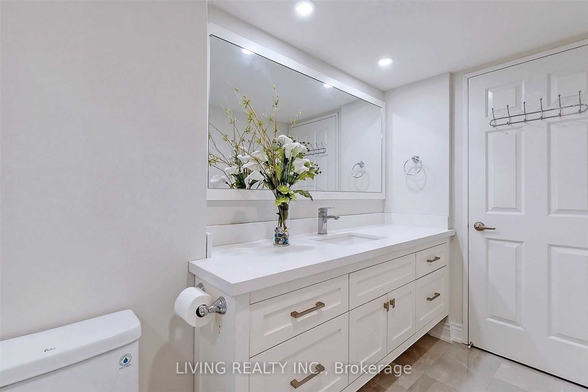 5444 Yonge St, #1404