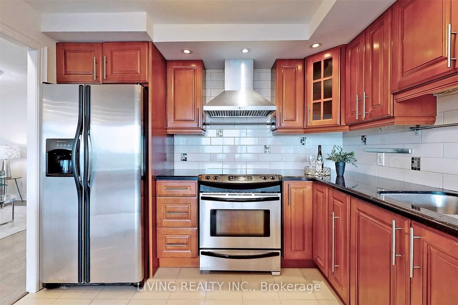 5444 Yonge St, #1404