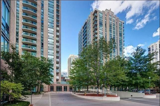20 Olive Ave W, #812