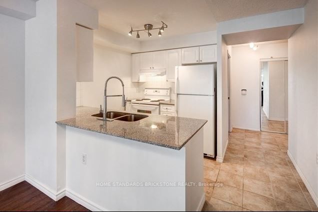 20 Olive Ave W, #812