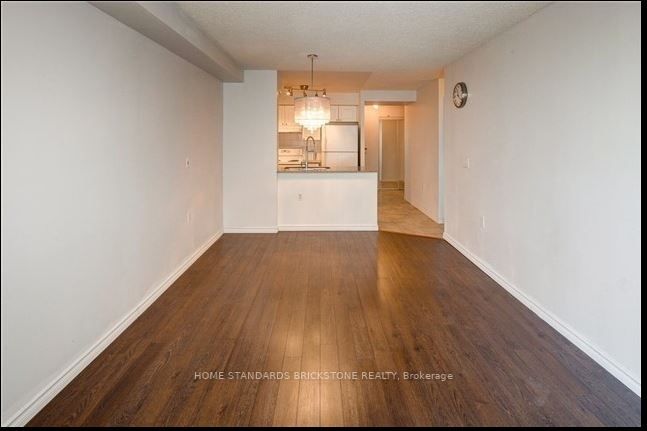 20 Olive Ave W, #812