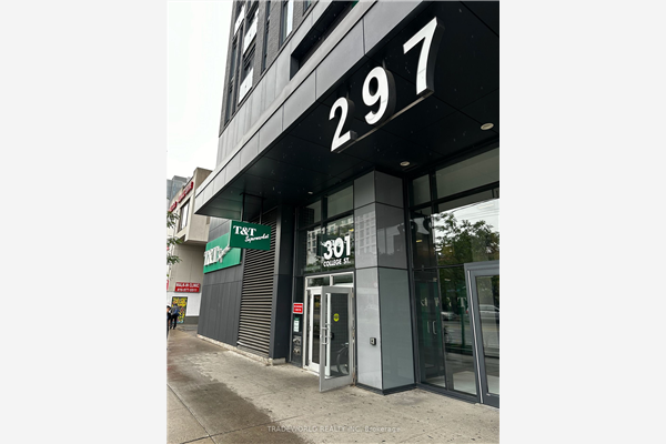 297 College St, Toronto