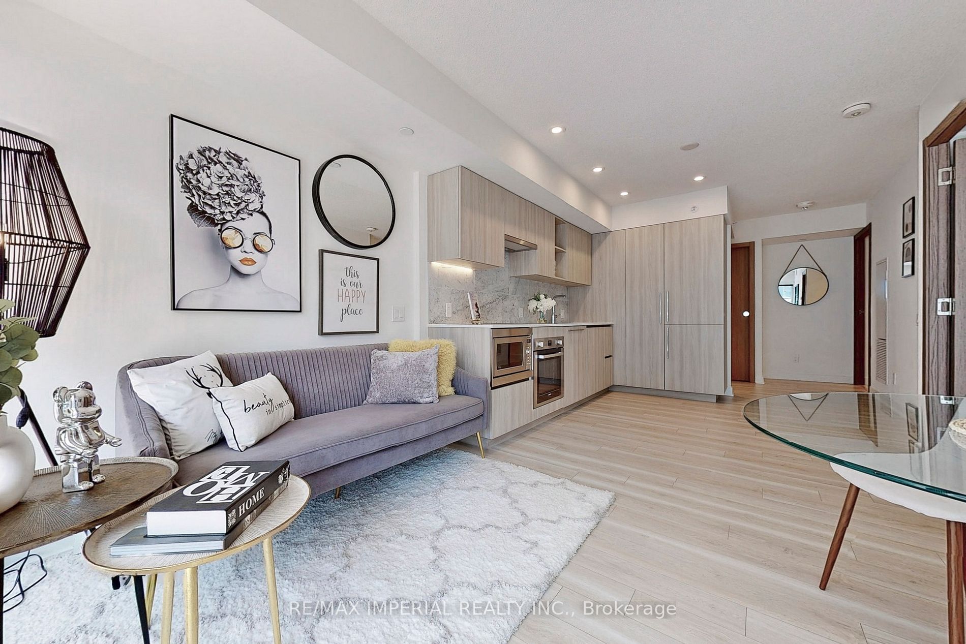 17 Bathurst St, #1001