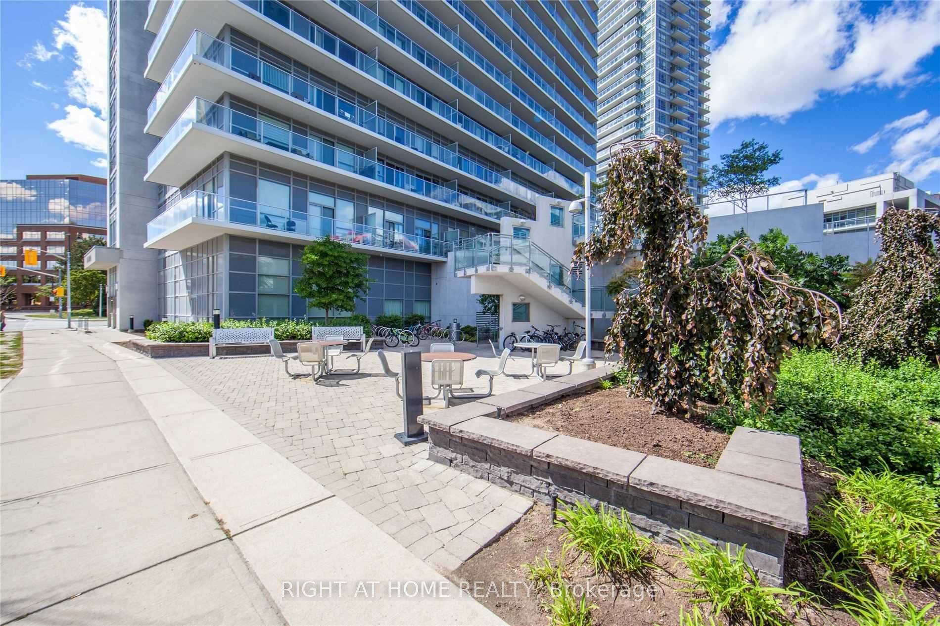275 Yorkland Rd, #2803