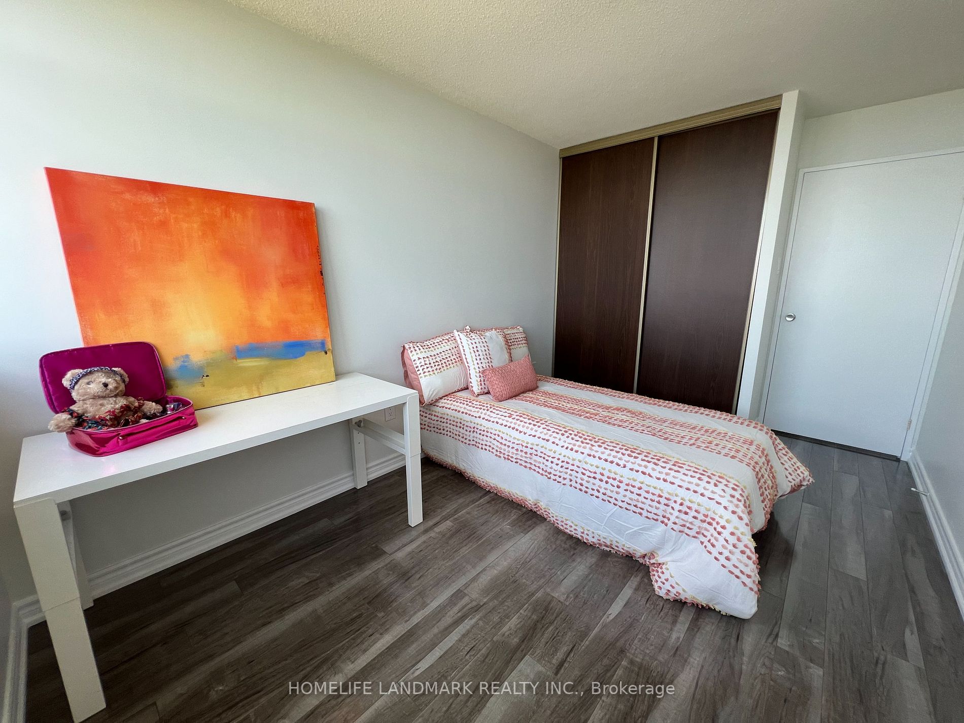 100 Antibes Dr, #2201