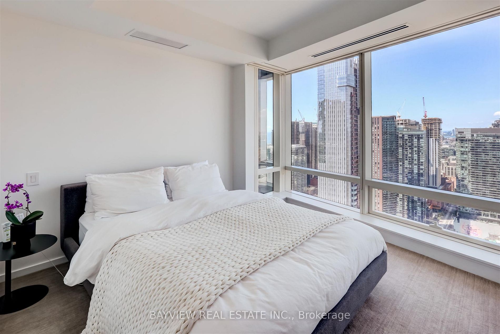 180 University Ave, #4604