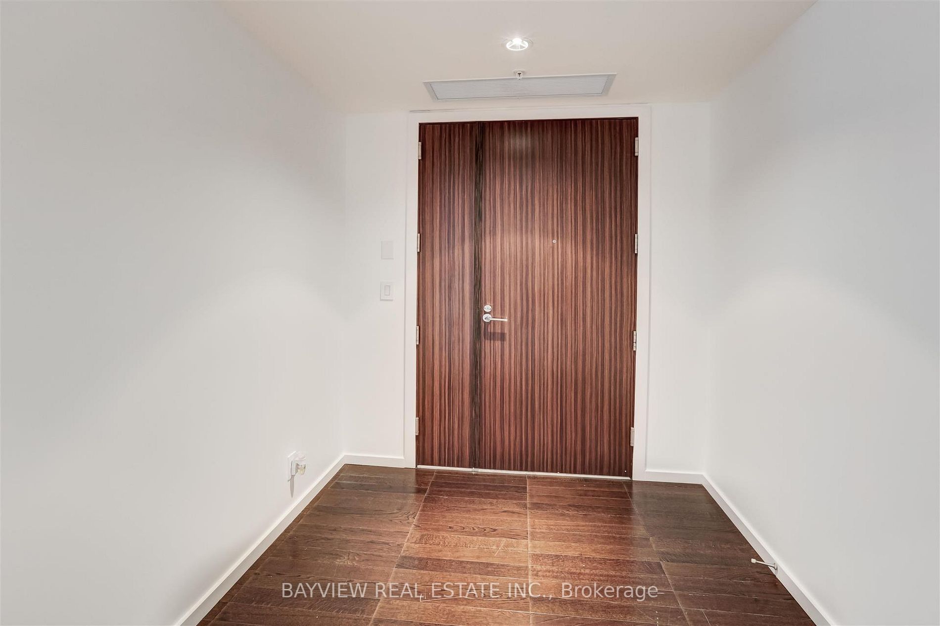 180 University Ave, #4604