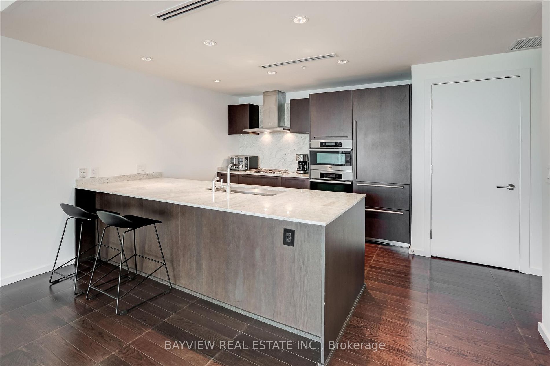 180 University Ave, #4604
