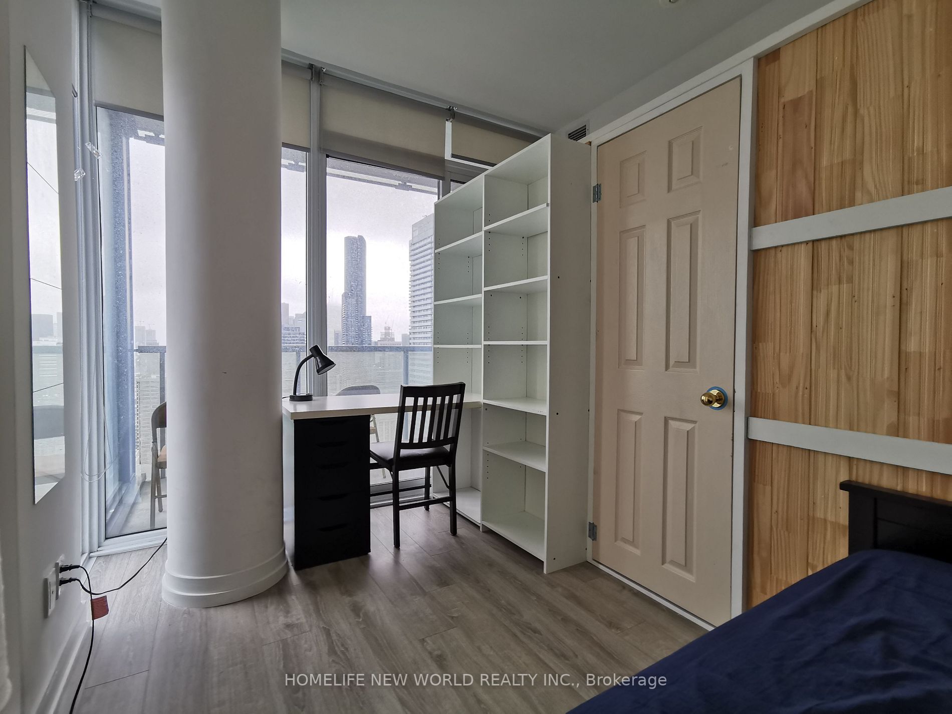 28 Wellesley Street E, #3504
