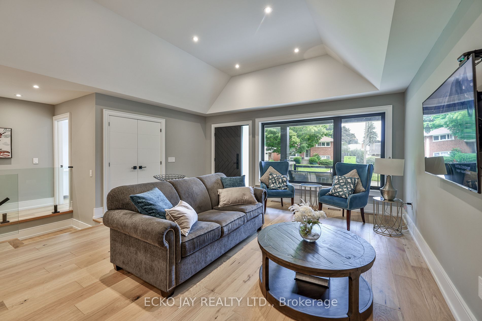 44 Lionel Heights Cres