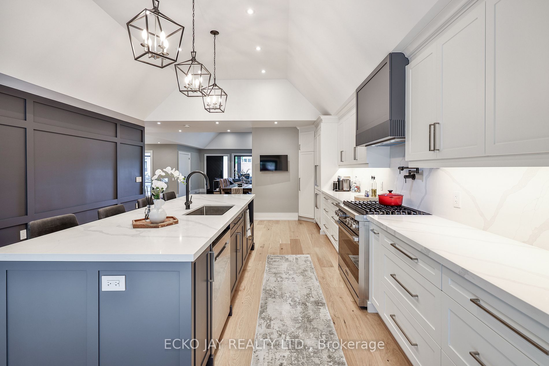 44 Lionel Heights Cres