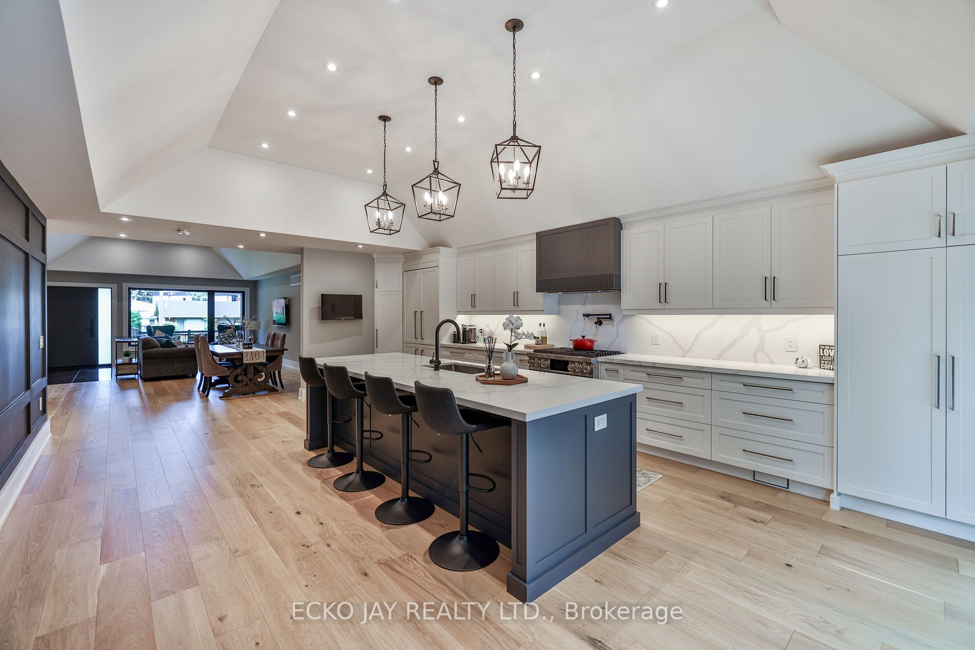 44 Lionel Heights Cres