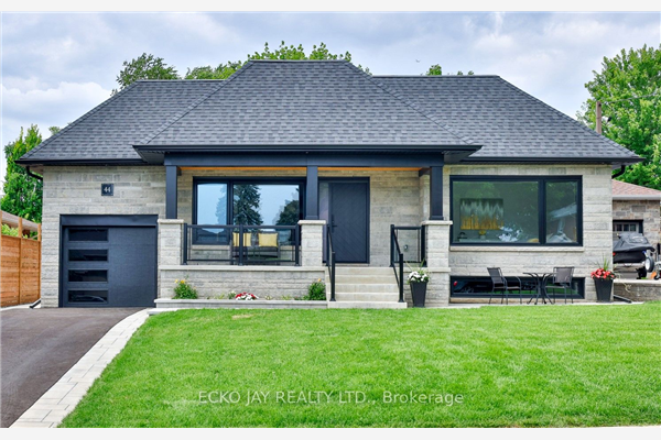 44 Lionel Heights Cres, Toronto