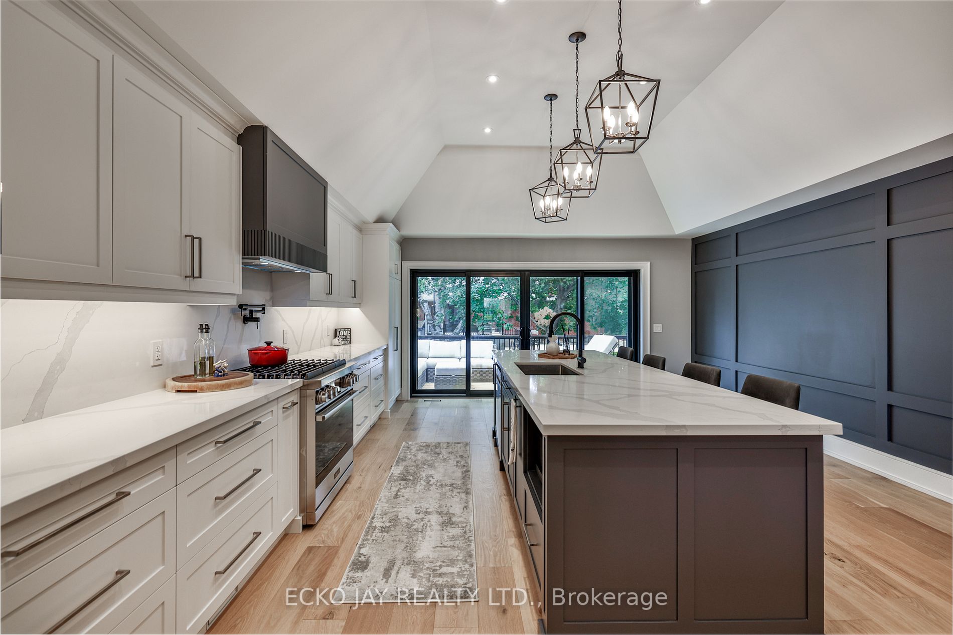 44 Lionel Heights Cres