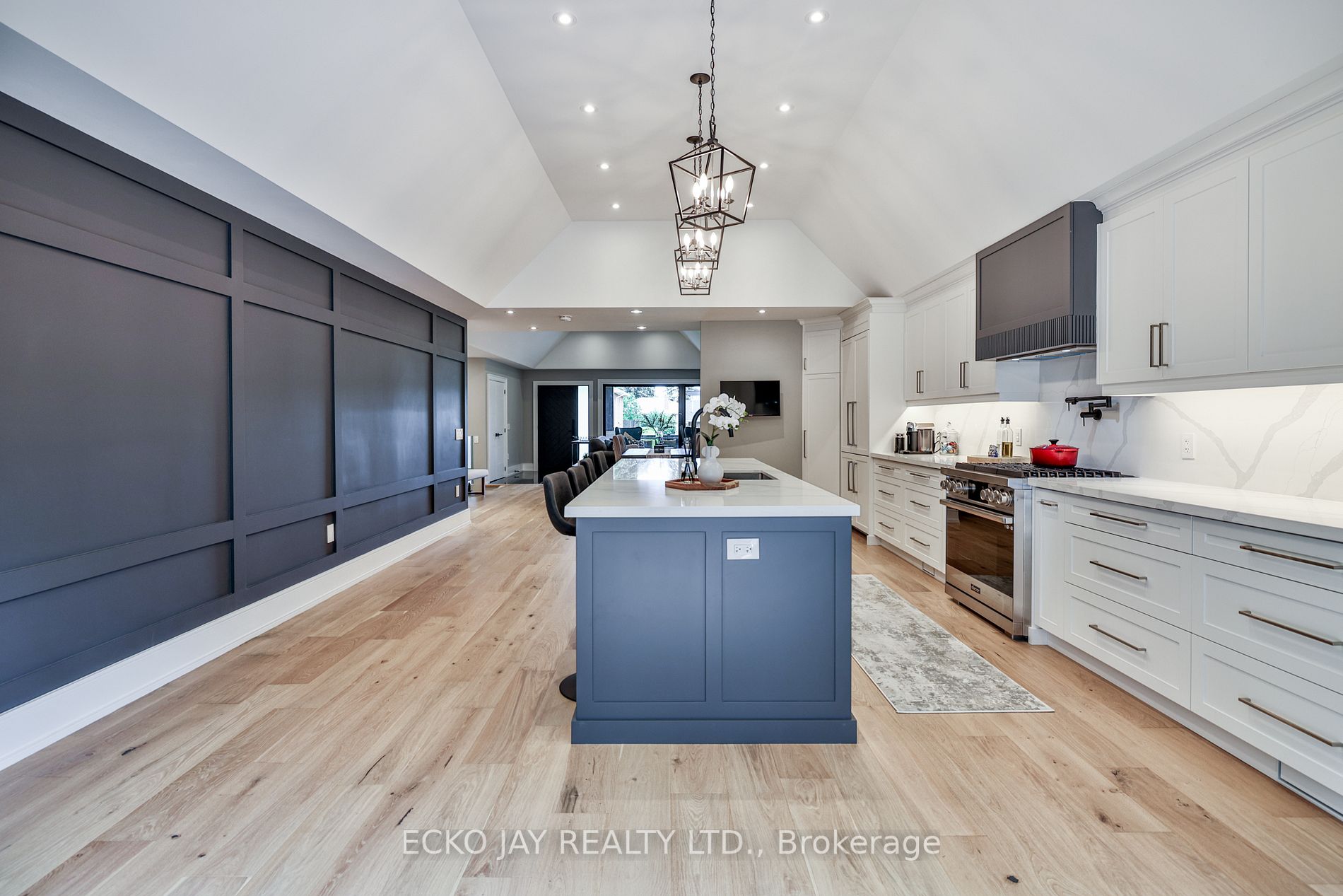44 Lionel Heights Cres