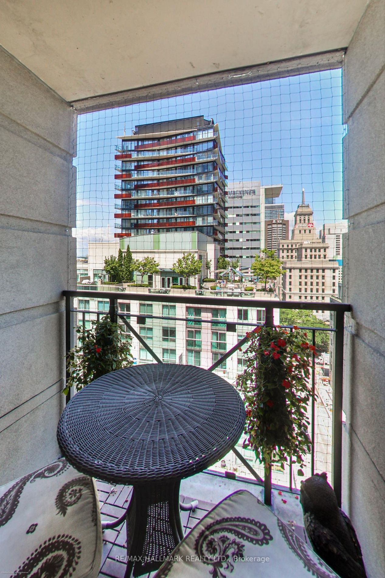 140 Simcoe St, #Ph09