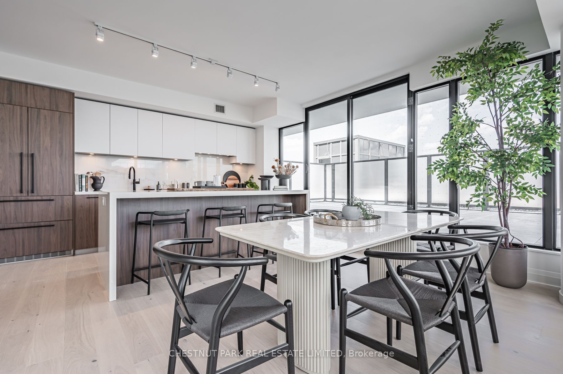 33 Frederick Todd Way, #1205