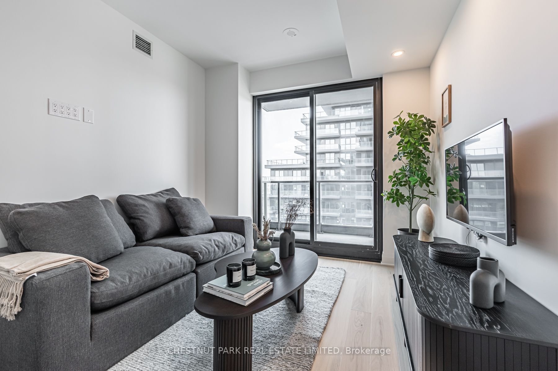 33 Frederick Todd Way, #1205