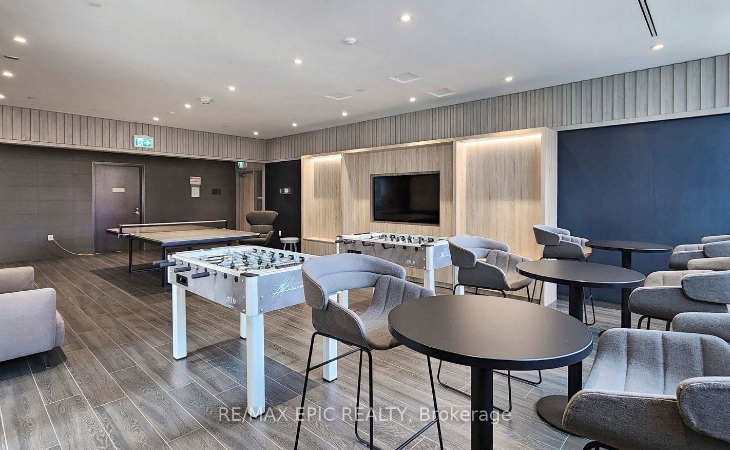357 King Street W, #4003