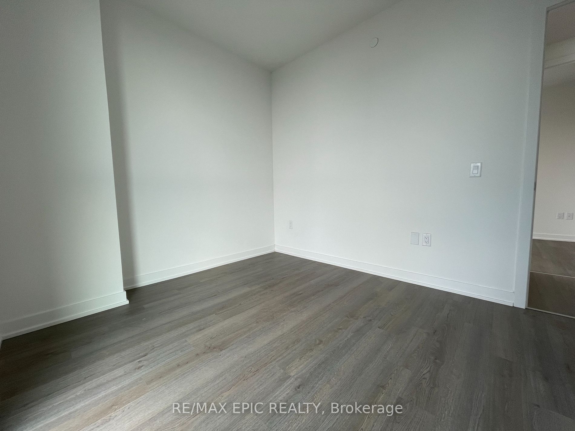 357 King Street W, #4003