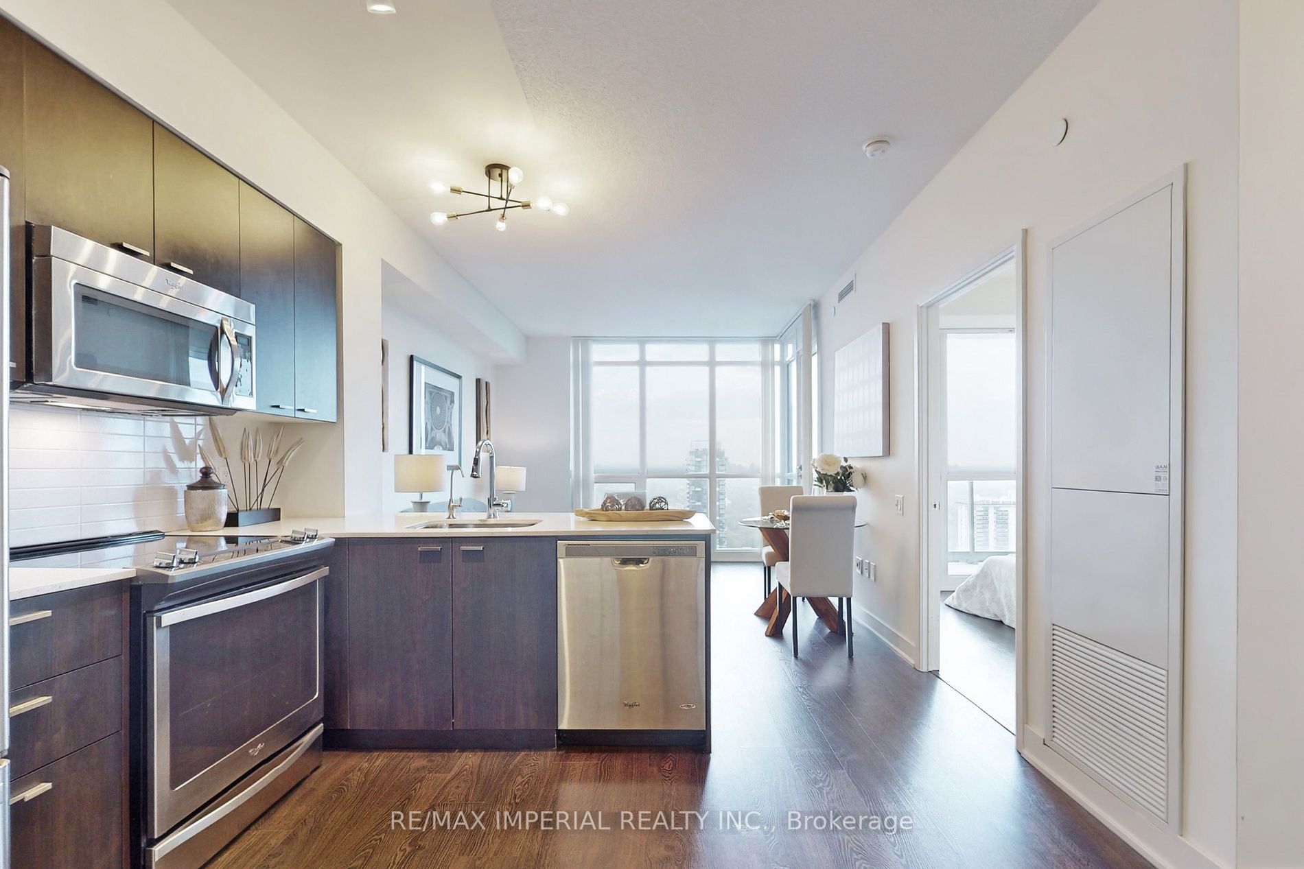 30 Roehampton Ave, #3204