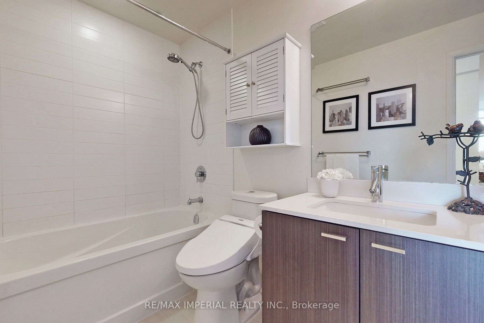 30 Roehampton Ave, #3204