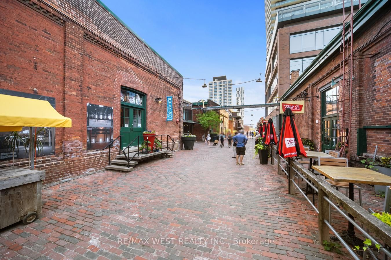 70 Distillery Lane, #1305