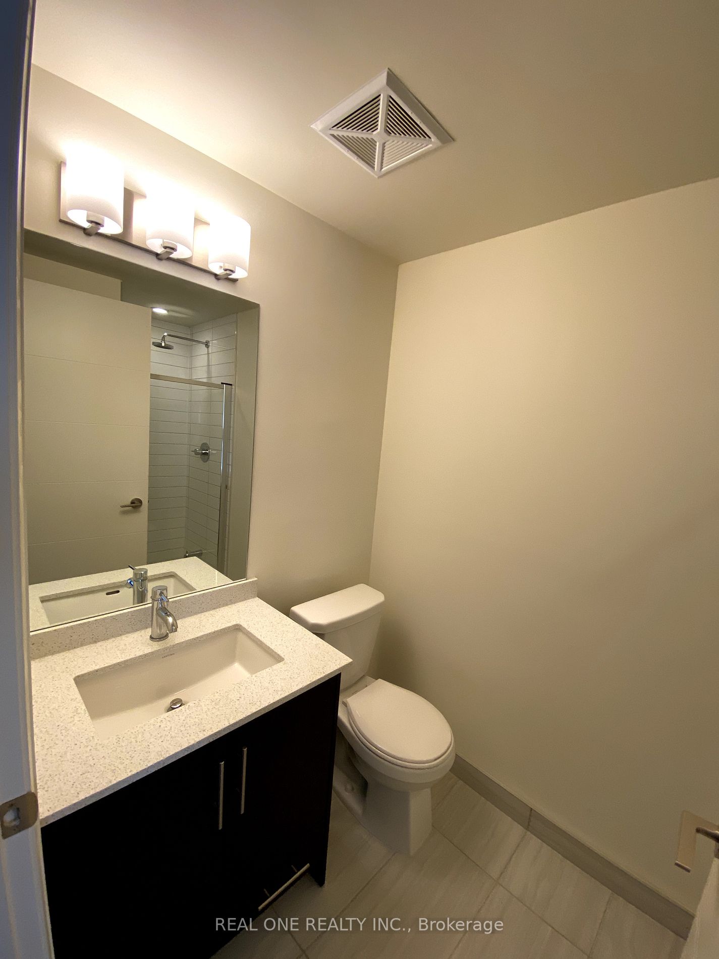 460 Adelaide St E, #518