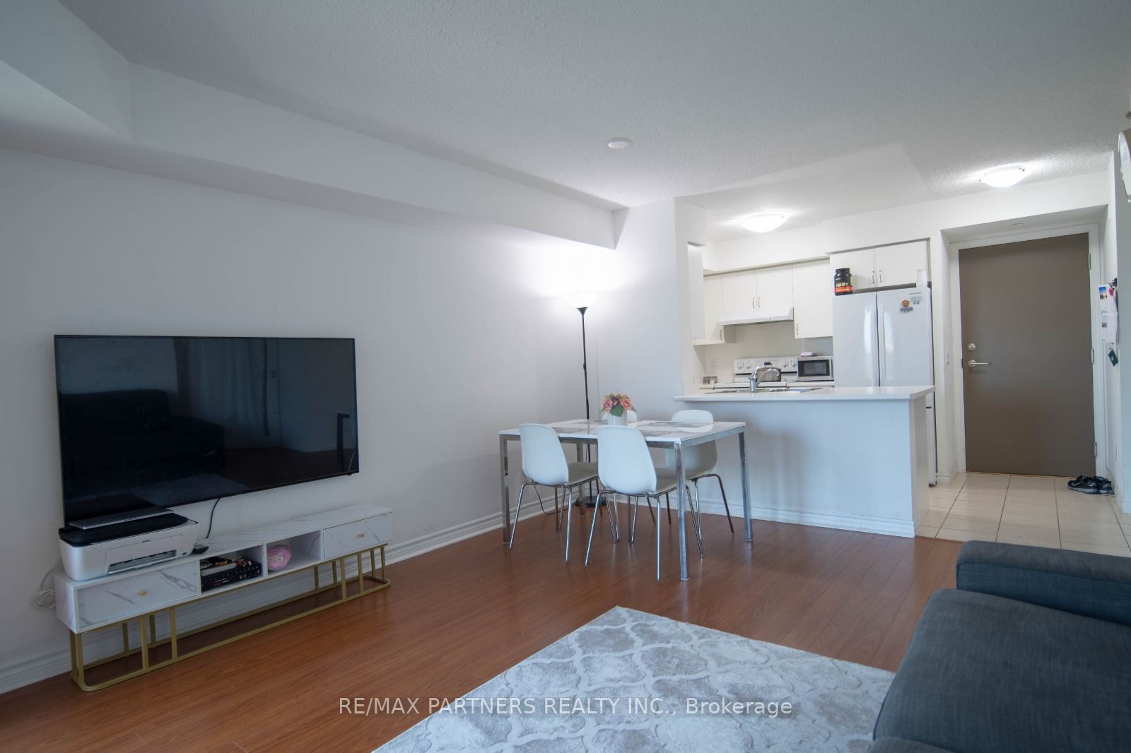 Listing C6689856 - Large Photo # 13