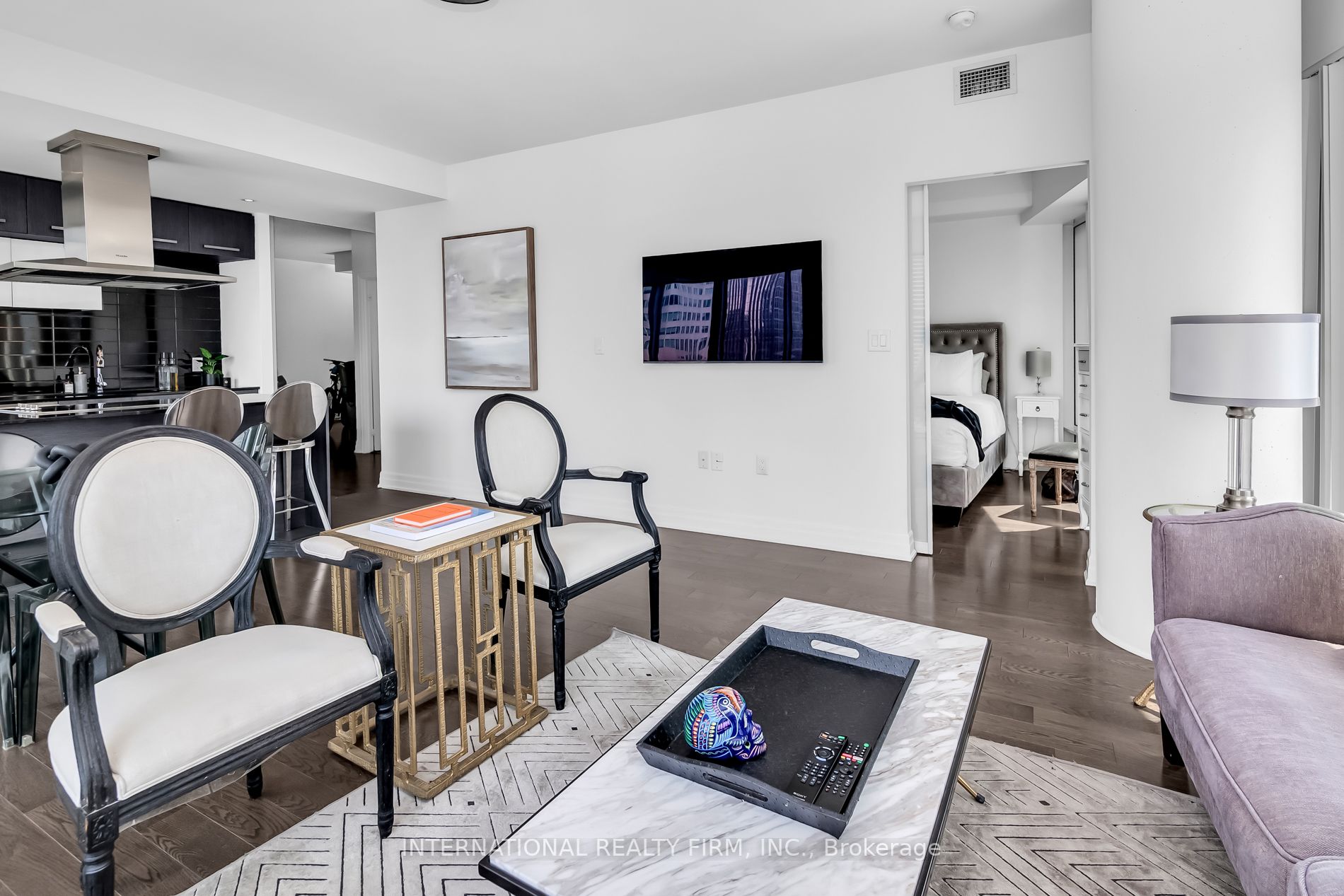 8 The Esplanade Ave, #2302