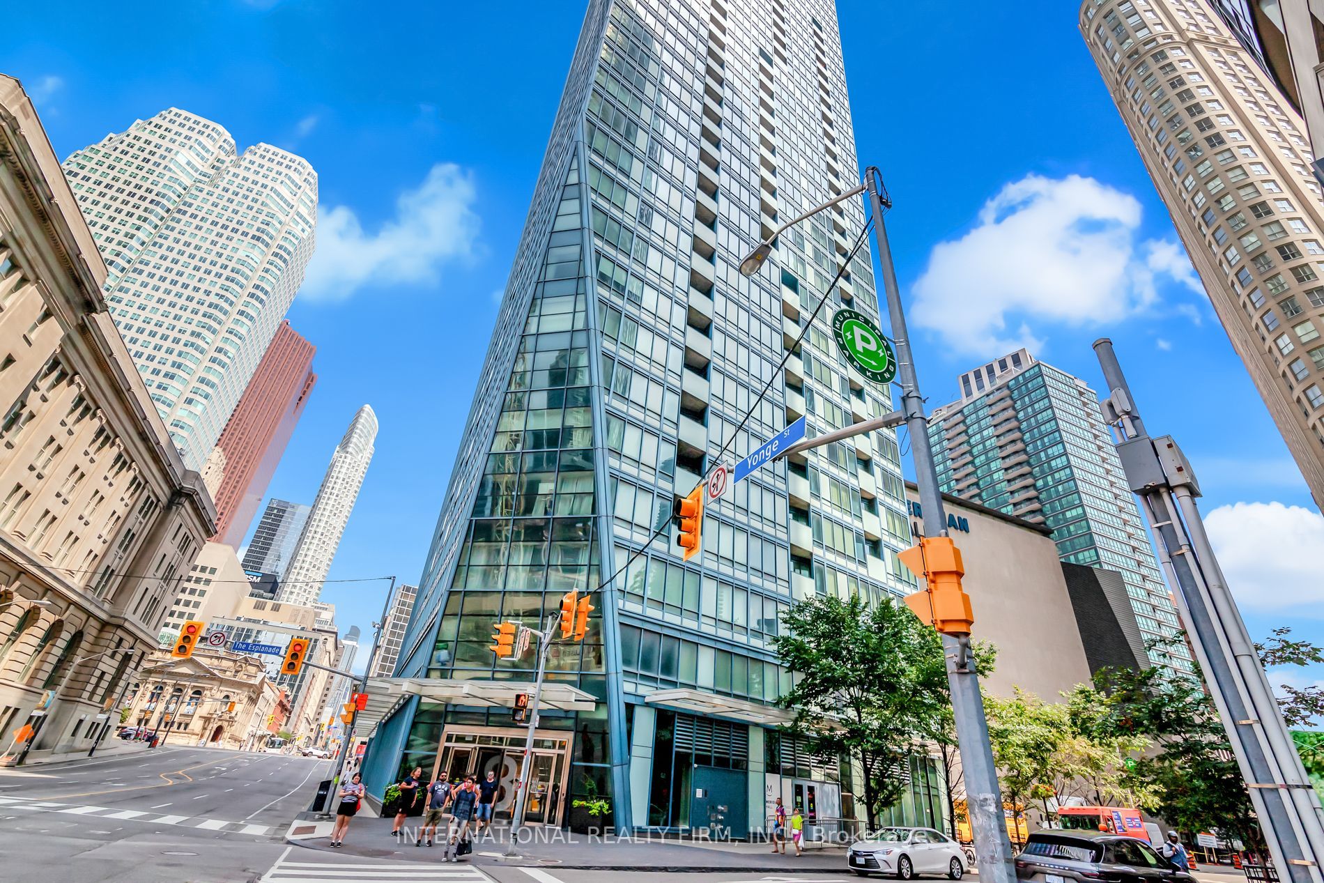 8 The Esplanade Ave, #2302