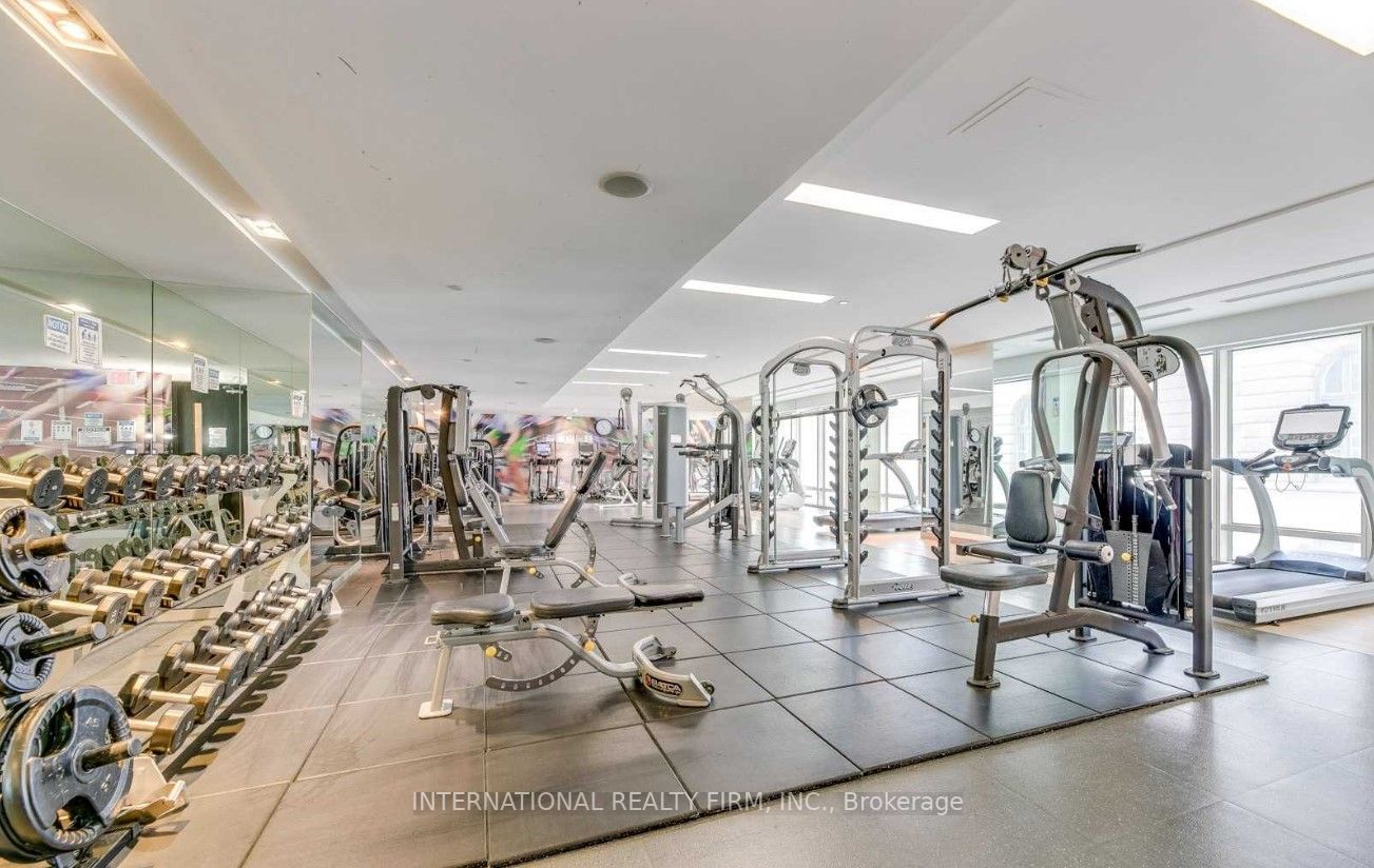 8 The Esplanade Ave, #2302