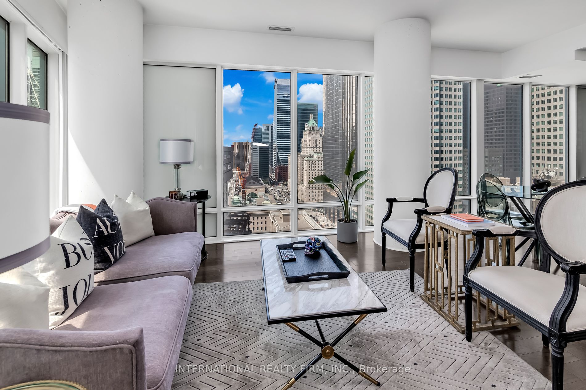 8 The Esplanade Ave, #2302