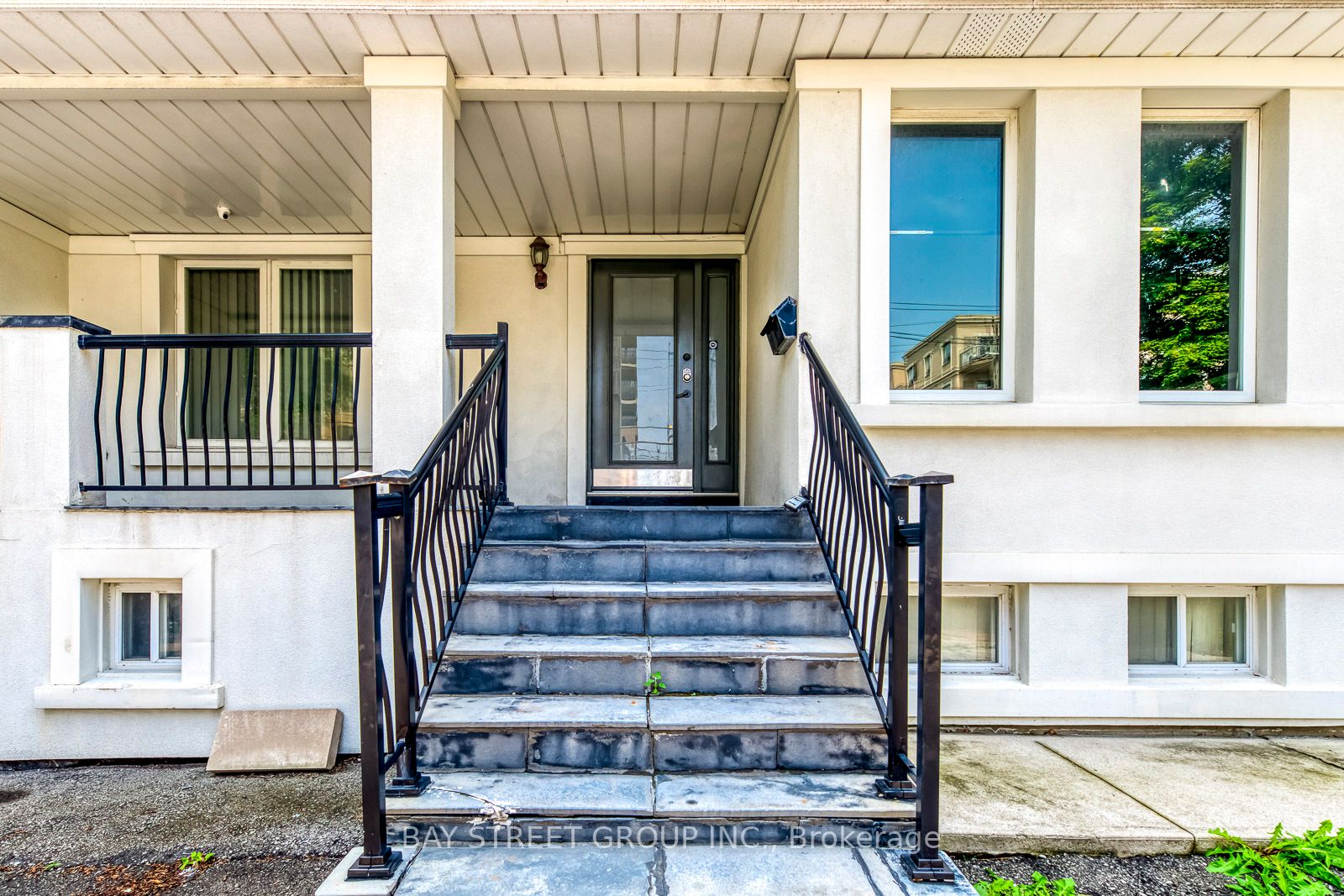 765 Sheppard Ave W