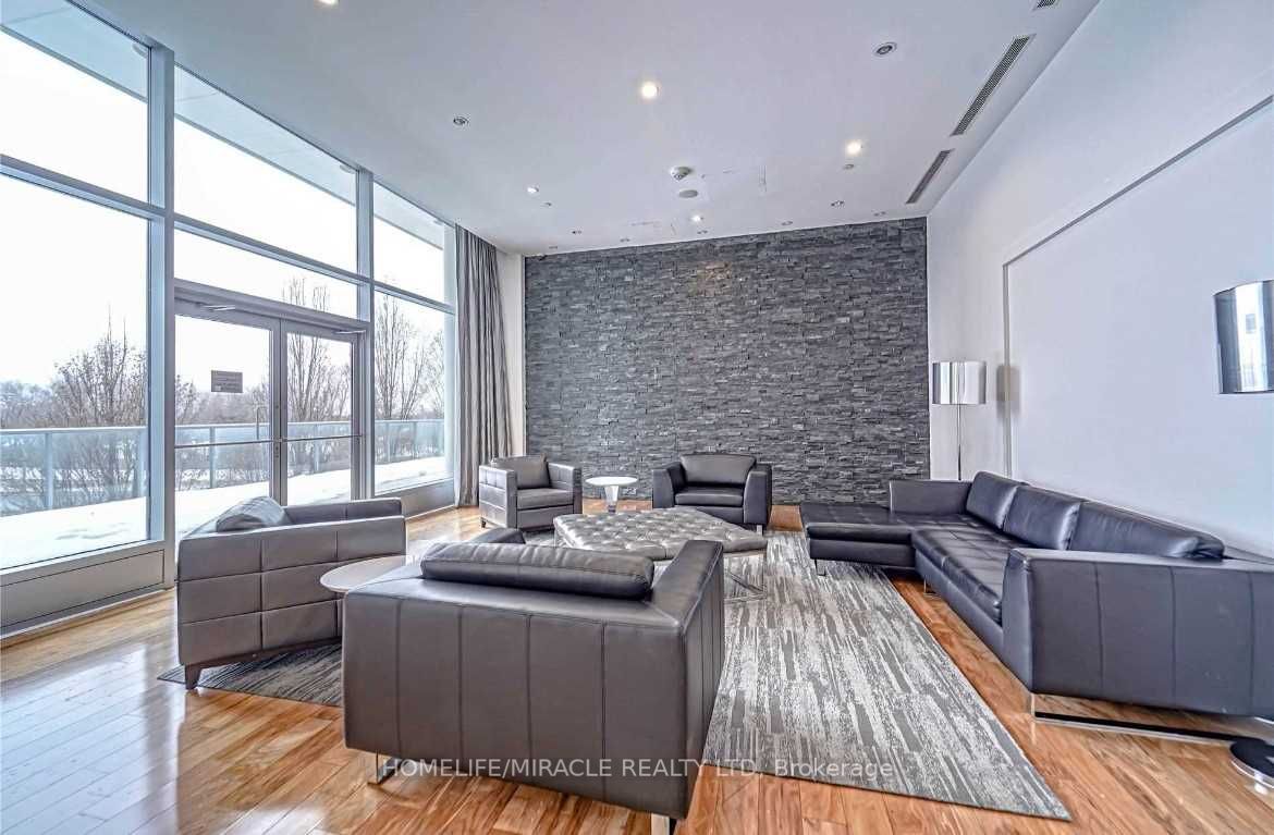 66 Forest Manor Rd, #2301
