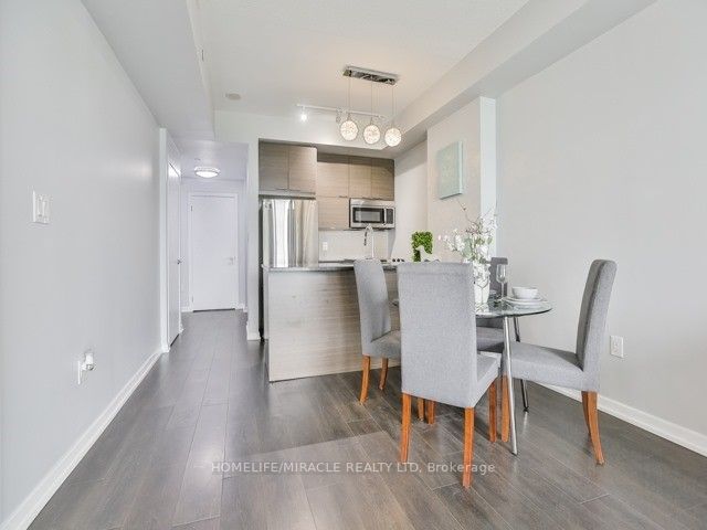 66 Forest Manor Rd, #2301