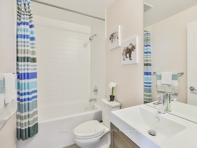 66 Forest Manor Rd, #2301