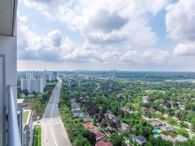 66 Forest Manor Rd, #2301