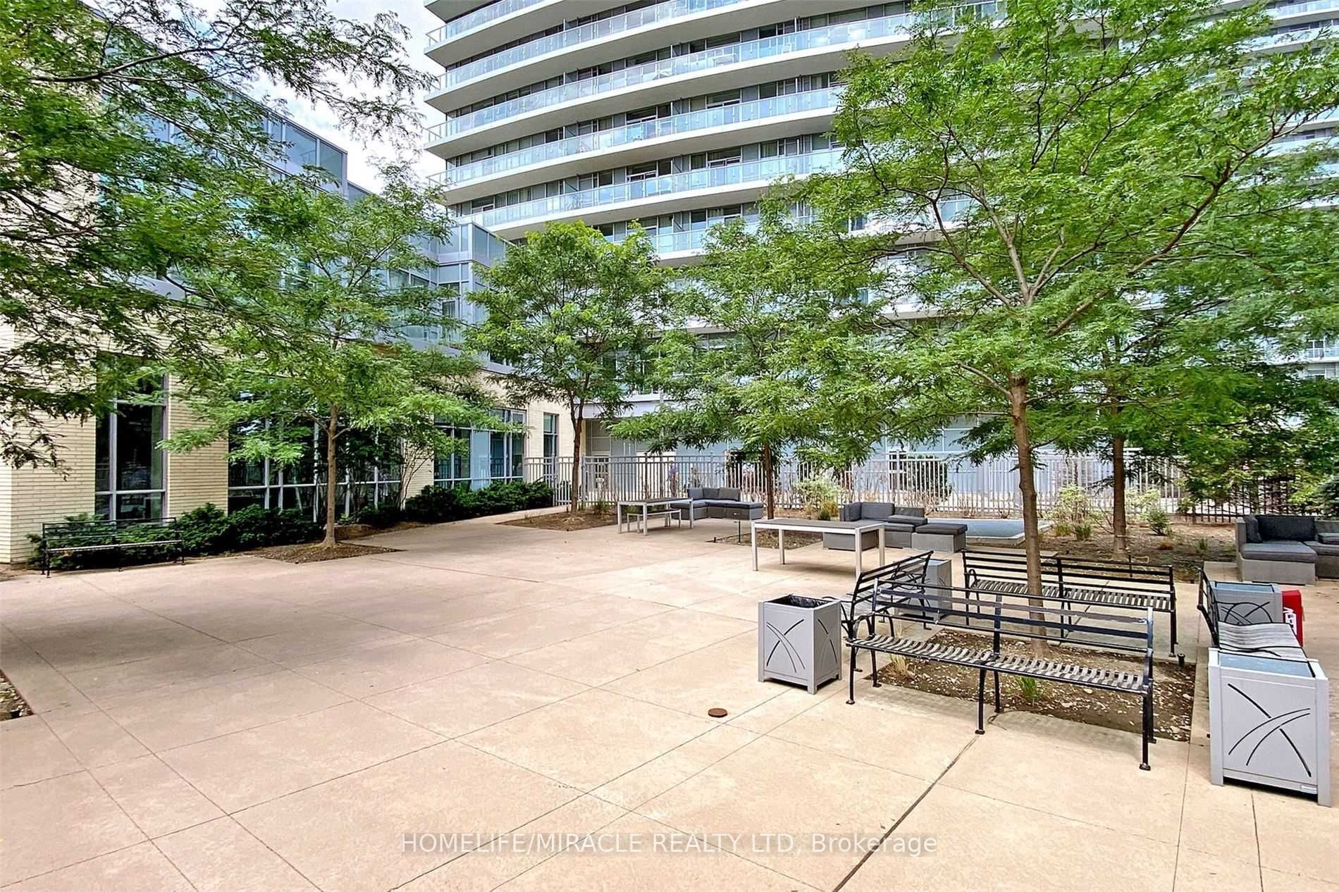 66 Forest Manor Rd, #2301