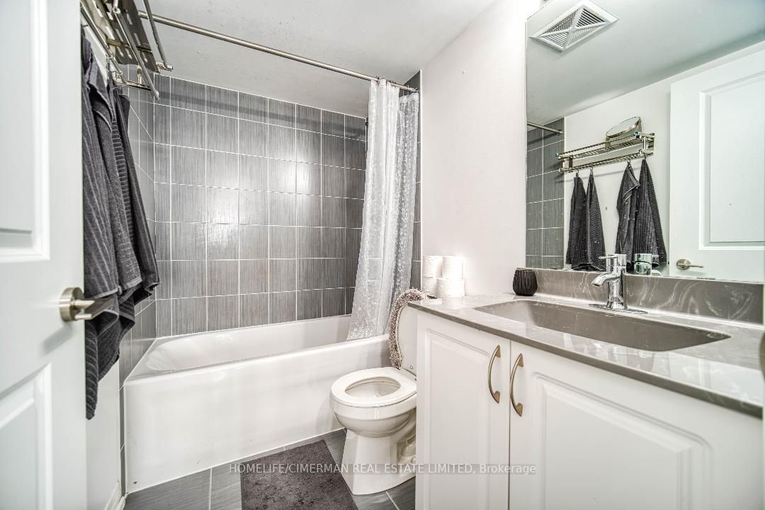 741 Sheppard Ave W, #707